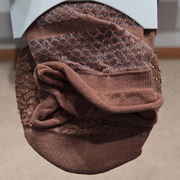 Brown No-Show Knee High Socks - Picture 10 of 12